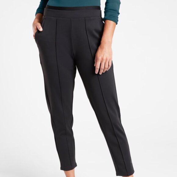 Athleta Pants - Women's Athleta Medium Black Venice Pintuck Pant